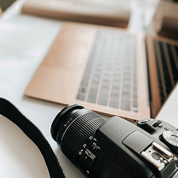 联赛第二轮对决悬念迭起精彩绝伦战况吸引眼球